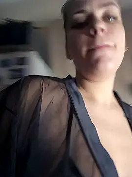 Keli Jessi online show from January 10, 2026, 6:36 pm