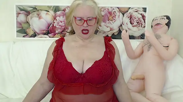 Snapshot of FlaviaSquirts chatting on February 1, 2026, 7:28 am FlaviaSquirts online show from February 1, 2026, 7:28 am