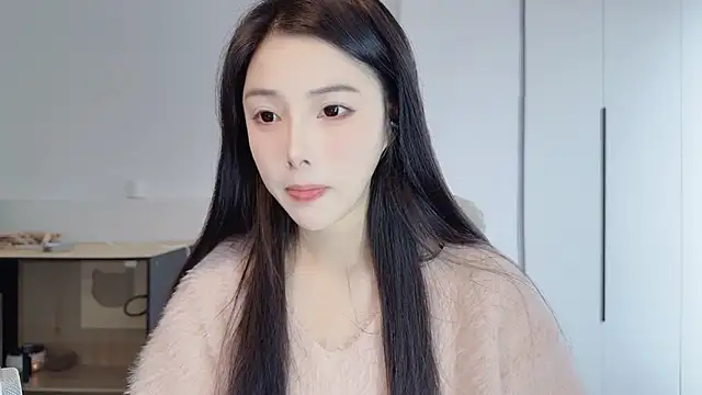 Snapshot of HaagenDazs_ chatting on December 23, 2025, 5:07 am HaagenDazs online show from December 23, 2025, 5:07 am