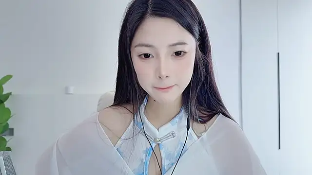 Snapshot of HaagenDazs_ chatting on December 22, 2025, 5:18 am HaagenDazs online show from December 22, 2025, 5:18 am