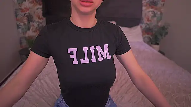 KristiiMax online show from March 23, 2026, 7:30 am