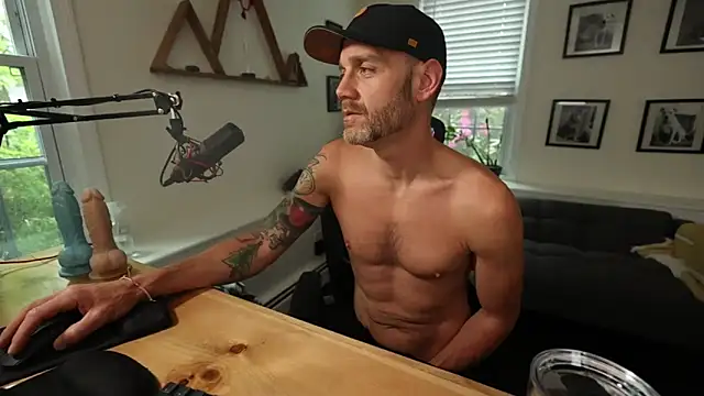 BradBronton online show from May 25, 2026, 11:31 am
