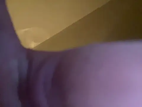 boilinghot123 online show from October 13, 2025, 9:38 pm