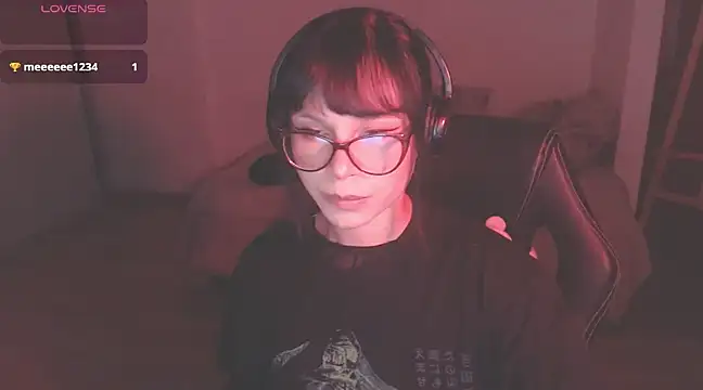 Snapshot of modjo_ chatting on January 28, 2025, 2:00 am modjo online show from January 28, 2025, 2:00 am