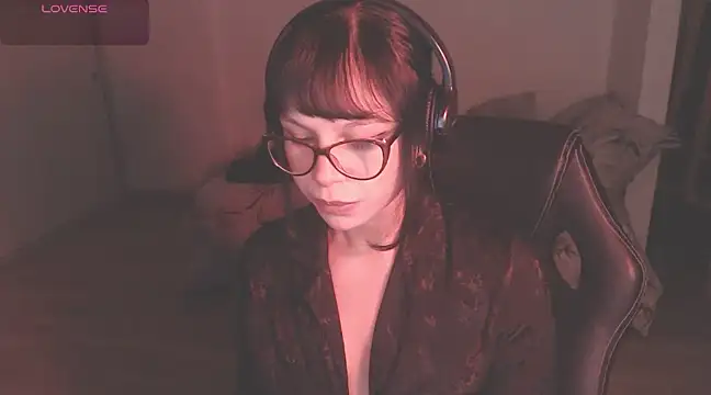 Snapshot of modjo_ chatting on January 5, 2025, 1:56 am modjo online show from January 5, 2025, 1:56 am