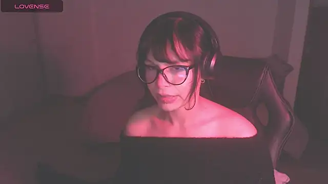 Snapshot of modjo_ chatting on September 28, 2025, 5:47 am modjo online show from September 28, 2025, 5:47 am