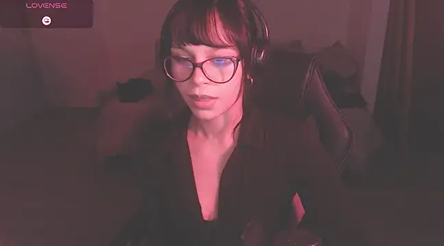 Snapshot of modjo_ chatting on December 29, 2024, 6:14 am modjo online show from December 29, 2024, 6:14 am