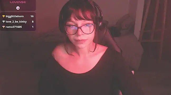 Snapshot of modjo_ chatting on January 25, 2025, 6:01 am modjo online show from January 25, 2025, 6:01 am