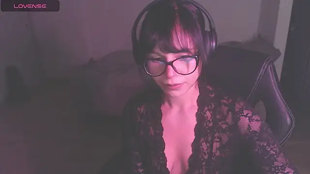 Snapshot of modjo_ chatting on October 10, 2025, 3:18 am modjo online show from October 10, 2025, 3:18 am