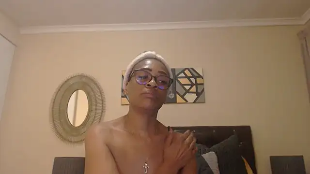 Snapshot of Creamyass22 chatting on March 15, 2025, 5:37 pm Creamyass22 online show from March 15, 2025, 5:37 pm