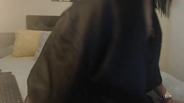 Snapshot of Creamyass22 chatting on May 14, 2026, 4:04 pm Creamyass22 online show from May 14, 2026, 4:04 pm