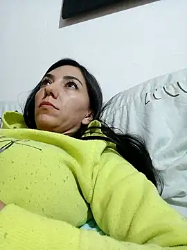 Snapshot of LunaZambrano chatting on November 26, 2025, 3:17 am LunaZambrano online show from November 26, 2025, 3:17 am