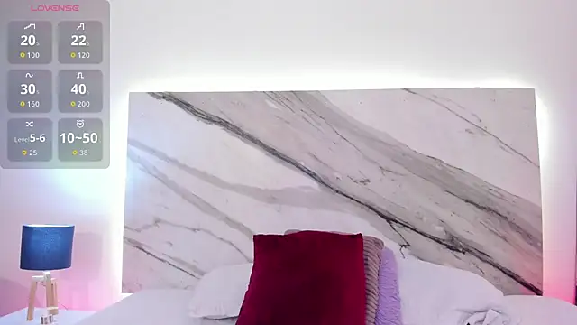 aisha vs online show from March 25, 2026, 12:37 pm