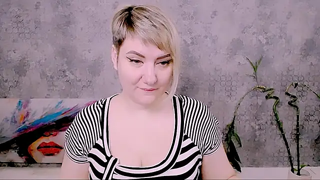 Djullia online show from March 22, 2026, 6:04 am