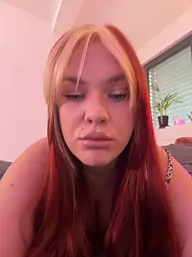 AnjaAmelia online show from April 12, 2026, 9:34 am