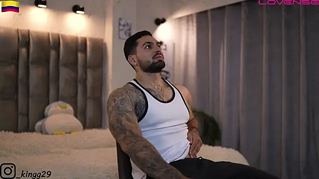 Snapshot of john_king29 chatting on November 9, 2025, 8:02 pm john king29 online show from November 9, 2025, 8:02 pm