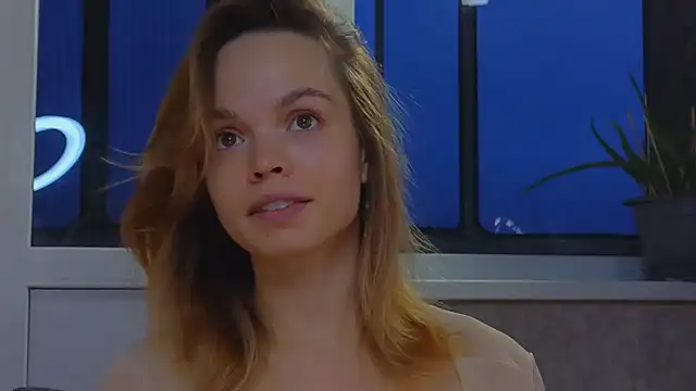 sinteas online show from November 10, 2025, 1:05 pm