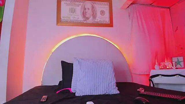 elsalondon online show from April 4, 2026, 11:00 pm