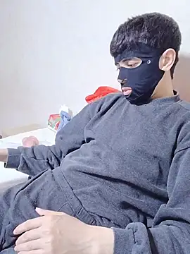 arabqueen online show from March 18, 2026, 9:48 pm