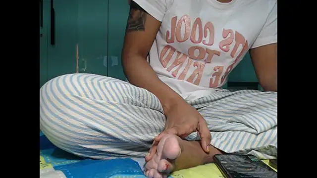 CuteRhea69 online show from February 27, 2026, 1:33 pm