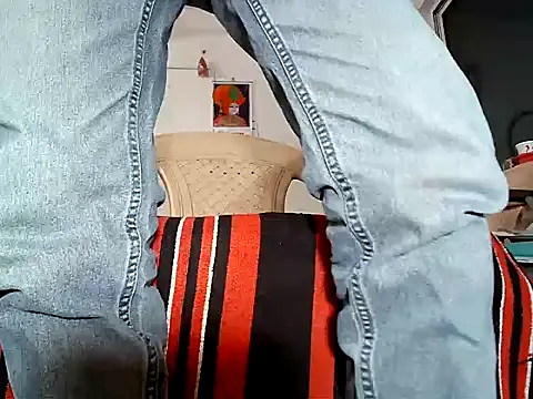 Snapshot of manan28 chatting on November 8, 2025, 12:31 pm manan28 online show from November 8, 2025, 12:31 pm