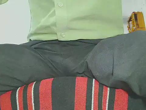 Snapshot of manan28 chatting on November 4, 2025, 9:24 am manan28 online show from November 4, 2025, 9:24 am