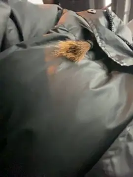 KrisMagnoly online show from April 11, 2026, 6:44 pm