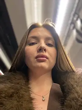 KrisMagnoly online show from March 31, 2026, 6:10 pm