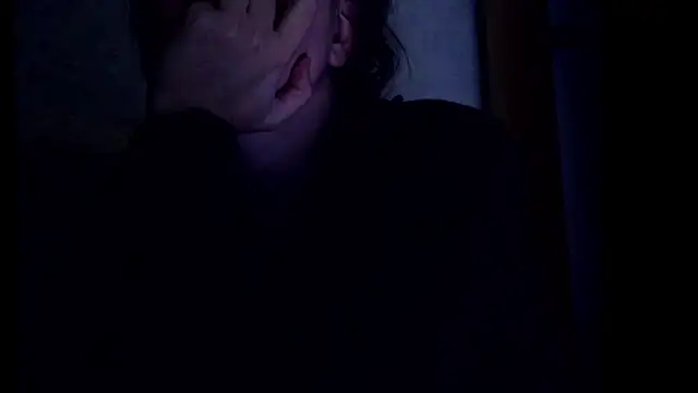 Snapshot of FrumCake chatting on December 18, 2025, 12:05 am FrumCake online show from December 18, 2025, 12:05 am