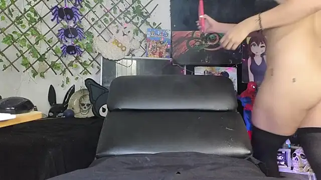 chirlleyy online show from October 27, 2025, 7:15 pm