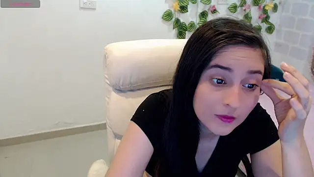 Snapshot of tania_sweet__ chatting on November 7, 2025, 4:55 pm tania sweet online show from November 7, 2025, 4:55 pm