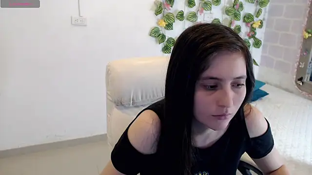 tania sweet   online show from December 22, 2025, 5:13 pm