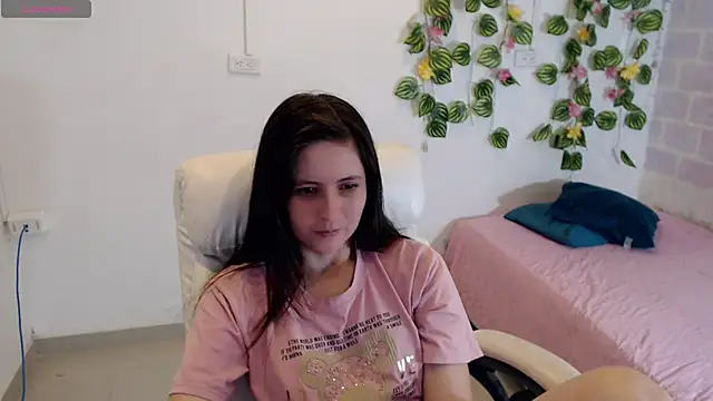 Snapshot of tania_sweet__ chatting on November 9, 2025, 3:38 pm tania sweet online show from November 9, 2025, 3:38 pm