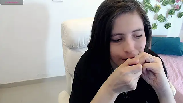 Snapshot of tania_sweet__ chatting on September 14, 2025, 3:45 pm tania sweet online show from September 14, 2025, 3:45 pm