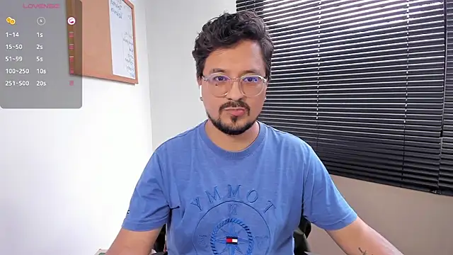 Snapshot of DaviidEvans_ chatting on December 11, 2024, 7:25 pm DaviidEvans online show from December 11, 2024, 7:25 pm