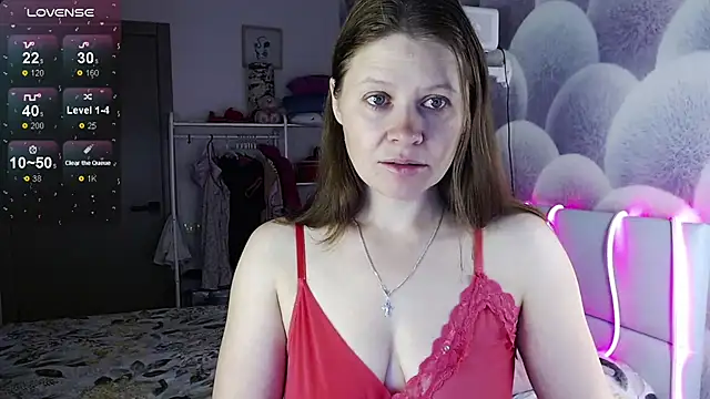 alekasamui online show from October 2, 2025, 8:56 pm