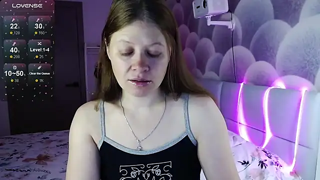 alekasamui online show from October 22, 2025, 9:13 pm