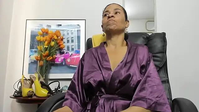 Aries Mature online show from November 15, 2025, 1:37 pm