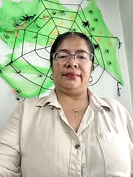 Snapshot of __valentina18 chatting on October 15, 2025, 1:08 pm   valentina18 online show from October 15, 2025, 1:08 pm