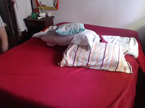 Snapshot of deftoolceles chatting on October 15, 2025, 8:06 pm deftoolceles online show from October 15, 2025, 8:06 pm