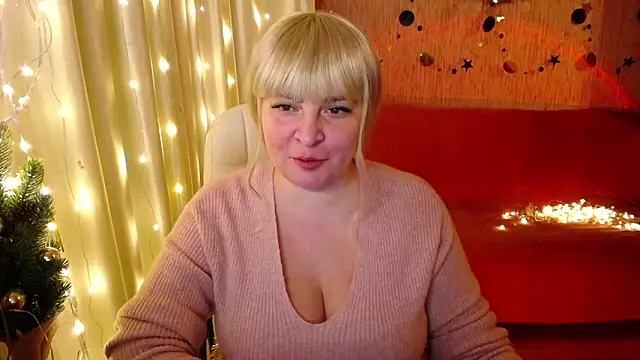 Snapshot of -MeowMeow chatting on December 27, 2024, 7:57 pm -MeowMeow online show from December 27, 2024, 7:57 pm