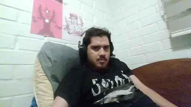 Snapshot of hung_weeb chatting on April 16, 2026, 2:34 am hung weeb online show from April 16, 2026, 2:34 am