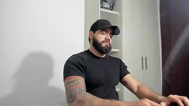 Snapshot of _Coddygold_ chatting on November 9, 2025, 2:43 pm Coddygold online show from November 9, 2025, 2:43 pm