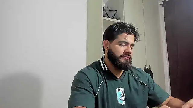 Snapshot of _Coddygold_ chatting on October 31, 2025, 12:35 pm Coddygold online show from October 31, 2025, 12:35 pm