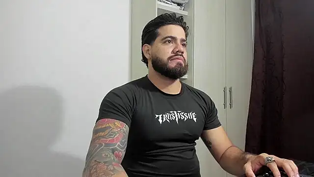 Snapshot of _Coddygold_ chatting on December 15, 2025, 10:43 am Coddygold online show from December 15, 2025, 10:43 am