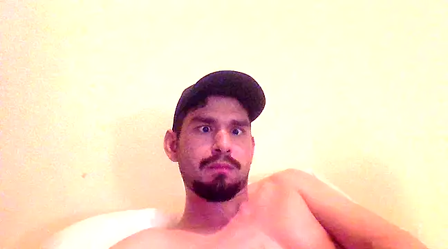 Snapshot of Tomthelong chatting on February 19, 2025, 9:25 pm Tomthelong online show from February 19, 2025, 9:25 pm