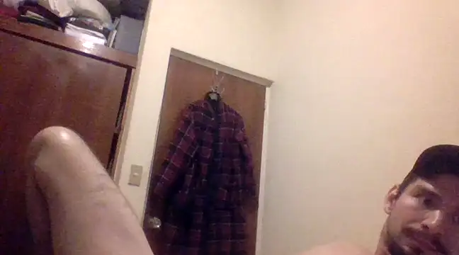 Snapshot of Tomthelong chatting on January 13, 2025, 3:23 am Tomthelong online show from January 13, 2025, 3:23 am