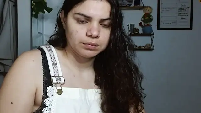 Snapshot of Nikkykora15 chatting on October 23, 2025, 12:20 am Nikkykora15 online show from October 23, 2025, 12:20 am