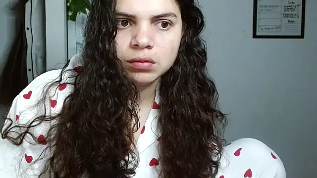 Snapshot of Nikkykora15 chatting on November 12, 2025, 1:54 am Nikkykora15 online show from November 12, 2025, 1:54 am