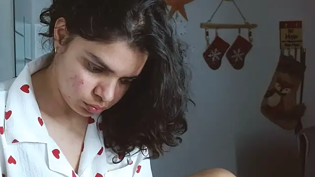 Snapshot of Nikkykora15 chatting on November 30, 2025, 1:28 am Nikkykora15 online show from November 30, 2025, 1:28 am